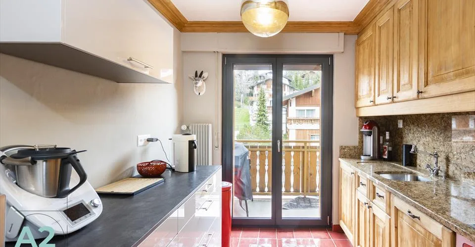 APPARTEMENT EN PLEIN CENTRE DE CRANS-MONTANA - À LOUER EN ÉTÉ – foto 3 di 8