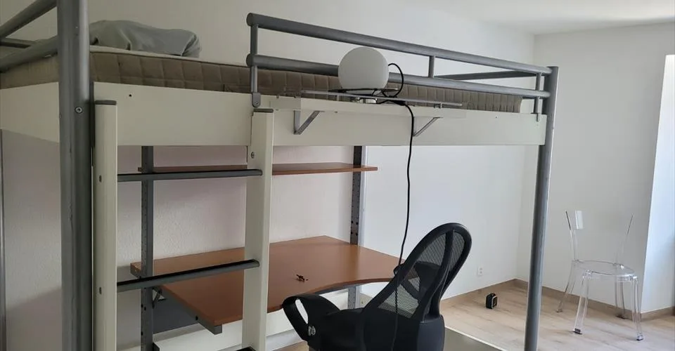 Chambres locatives pour étudiants ou travailleurs calmes