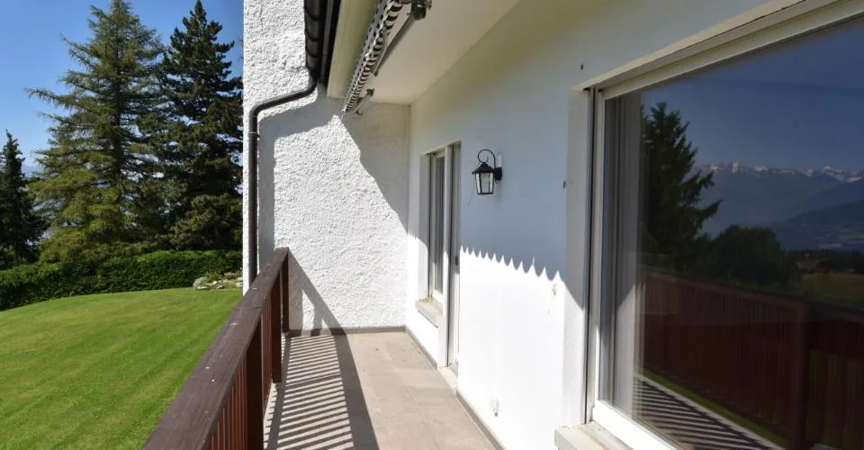 Appartement de 3.5 pièces à louer à l'année.