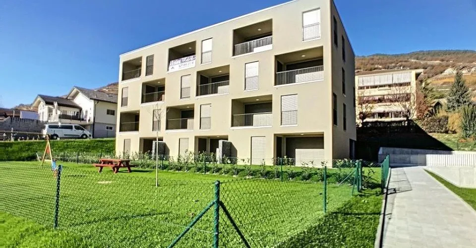 3.5 pièces dans un immeuble récent à Noës (Sierre)