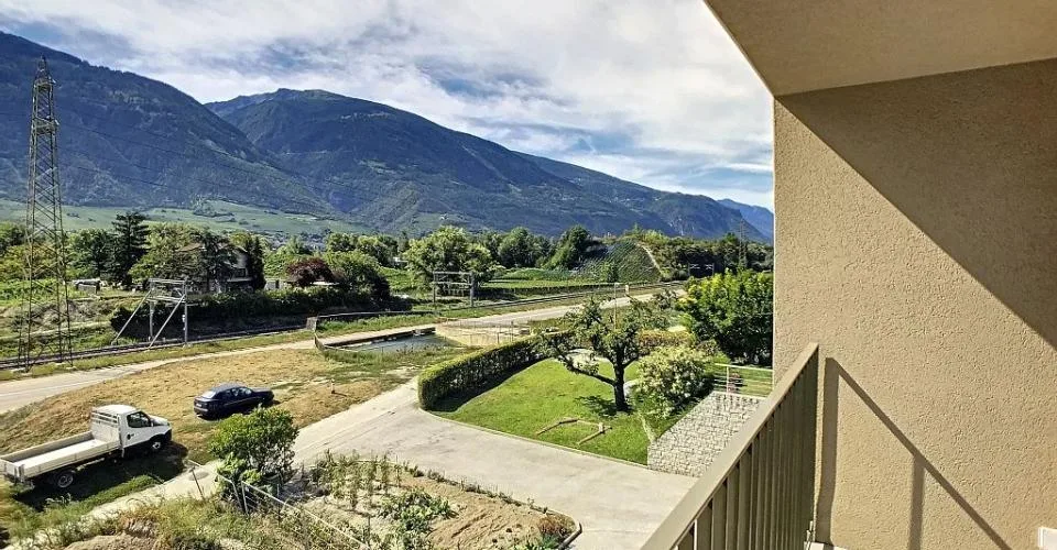 3.5 pièces dans un immeuble récent à Noës (Sierre)