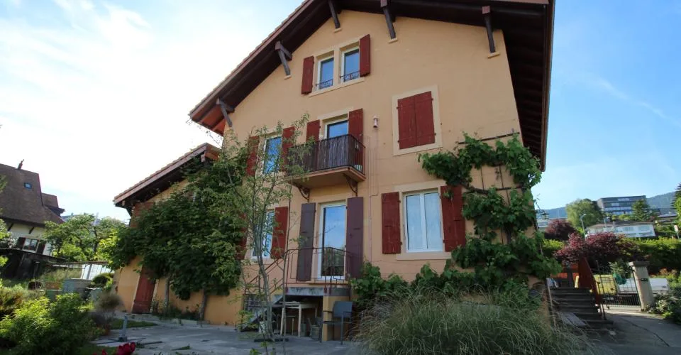 Bel appartement dans un quartier calme, proche du lac