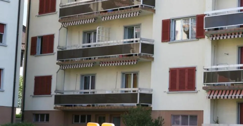 Bel appartement de 3 pièces avec balcon à Peseux.