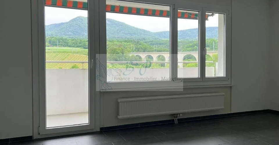 Grand appartement de 3.5 pièces avec une belle vue sur Boudry.