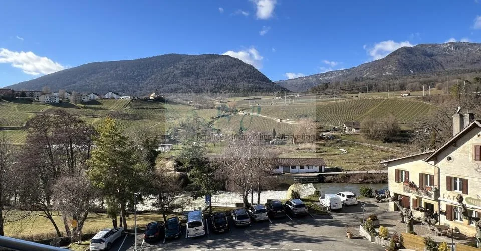 Grand appartement de 3.5 pièces avec une belle vue sur Boudry.