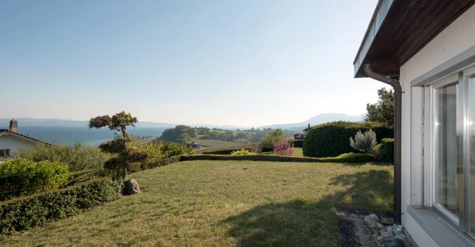 Appartement de 4 pièces avec vue magnifique sur le lac