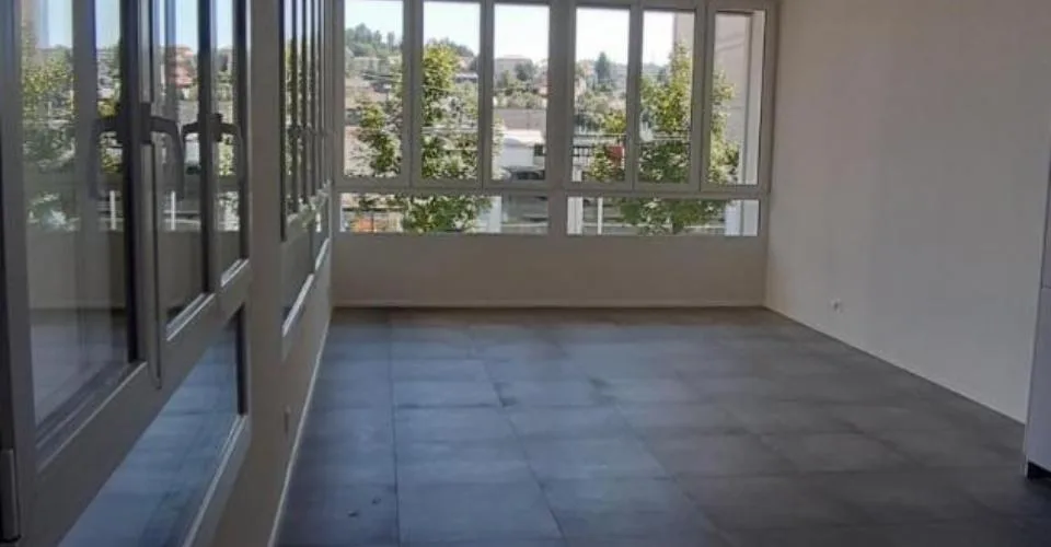 APPARTEMENT PROTEGE AVEC ENCADREMENT - Léopold-Robert 114 - La Pagode, 1er étage Est (3.5 pièces)