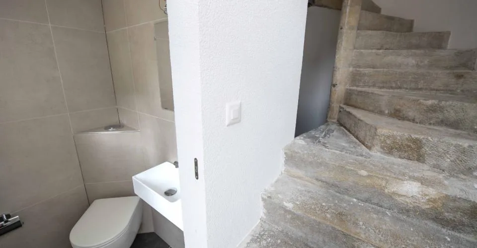 Charmant duplex de 2 pièces à Neuchâtel, avec terrasse privative de 25 m²