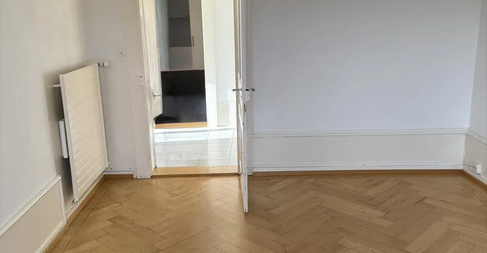 À louer : Appartement 3 pièces au 2ème étage - Rue des Fleurs 24, La Chaux-de-Fonds.