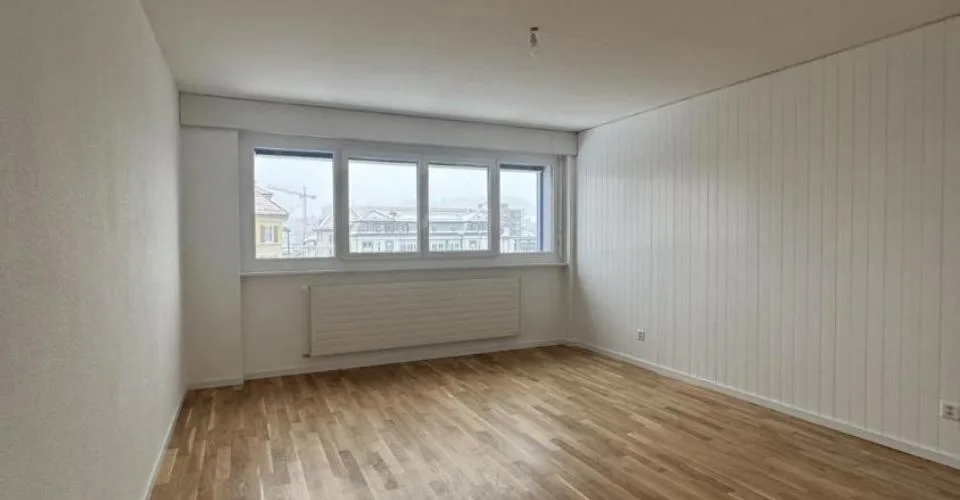 ENTIEREMENT RENOVE - Rue du Président-Wilson 32 - appartement 2ème Ouest