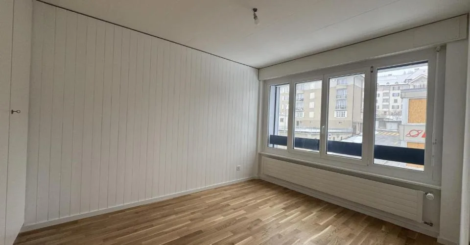 ENTIEREMENT RENOVE - Rue du Président-Wilson 32 - appartement 2ème Ouest