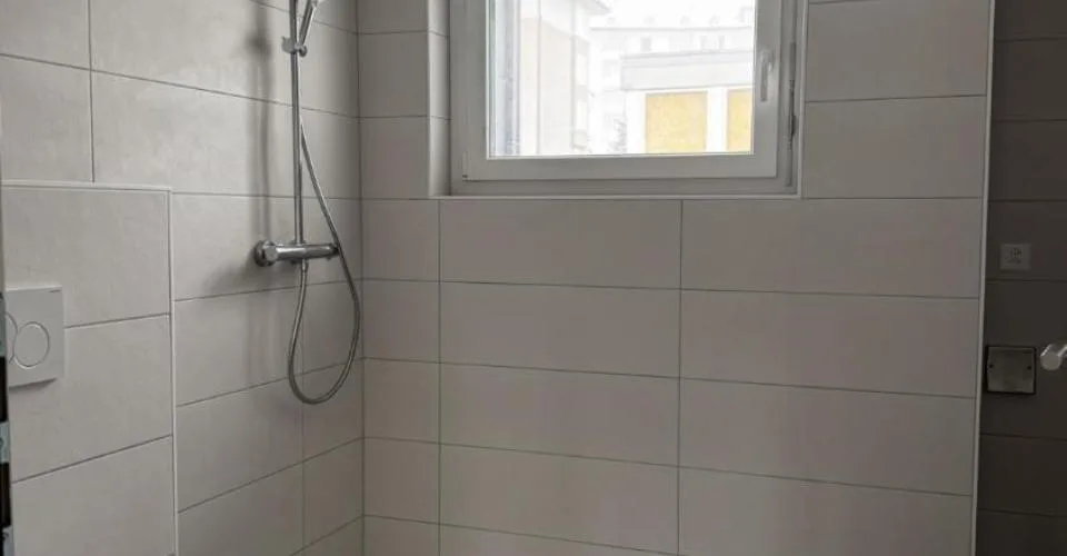 ENTIEREMENT RENOVE - Rue du Président-Wilson 32 - appartement 2ème Ouest