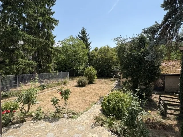 Spacieux appartement de 3,5 pièces avec jardin privatif