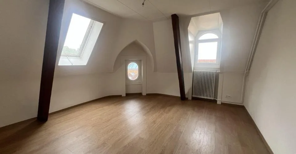 Appartement à Neuchâtel avec vue urbaine