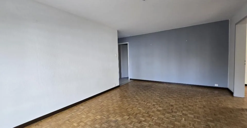Appartement bien placé dans quartier calme