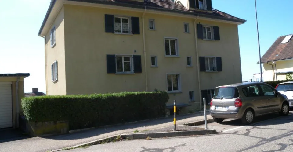 Appartement à Neuchâtel avec vue sur le lac et les Alpes