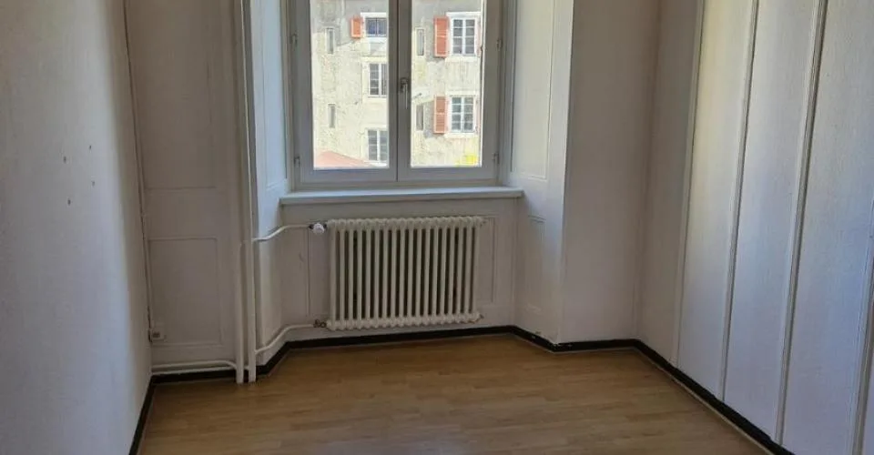 Appartement lumineux de 4 pièces à louer à la Chaux-de-Fonds