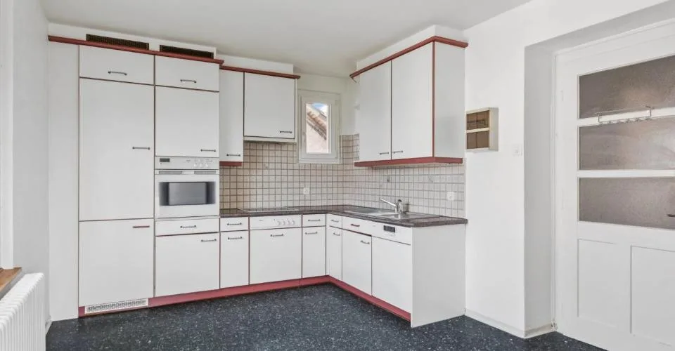 Appartement lumineux avec balcon au Landeron