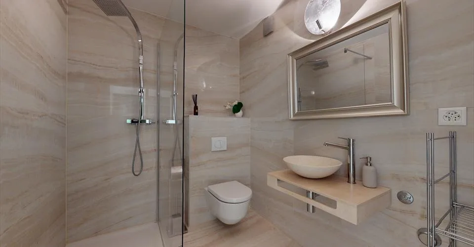 Studio moderne, meublé et luxueux à Boudry