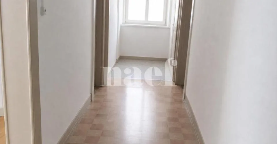 Appartement de 3 pièces proche de la place du marché