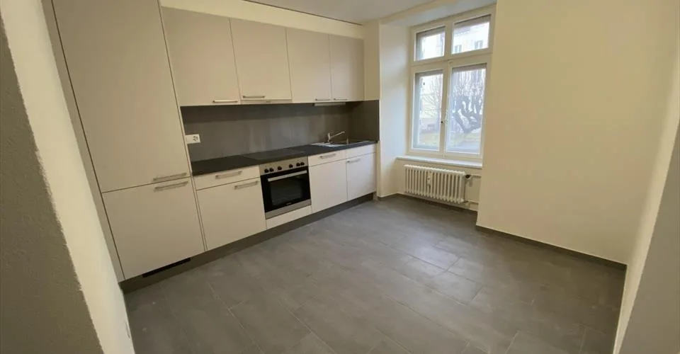 Appartement à La Chaux-de-Fonds avec vue urbaine – Foto 4 von 7