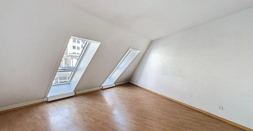 Lumineux appartement de 4.5 pièces avec cheminée
