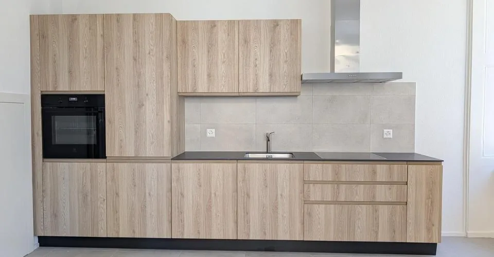 Grand appartement de trois pièces avec cachet