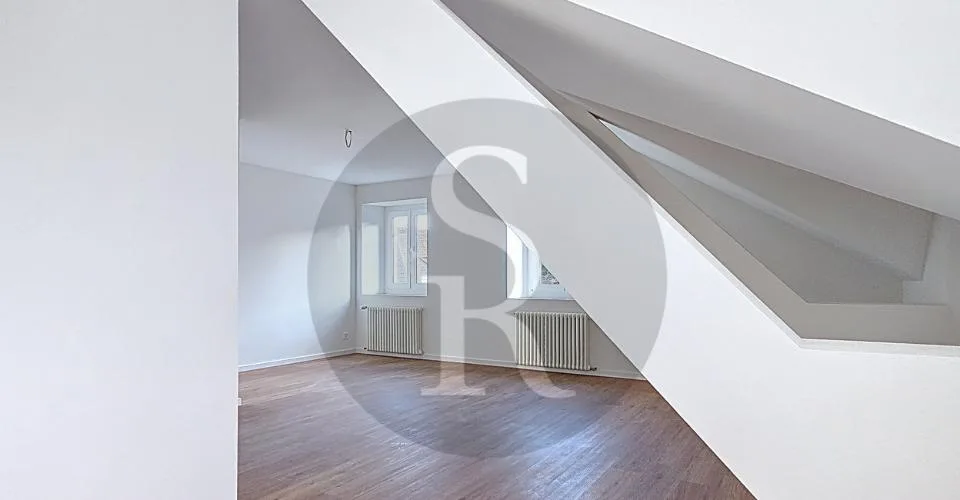Haute 29 à Colombier, studio rénové au centre du village