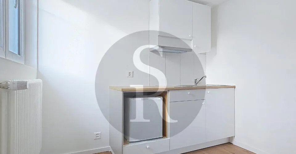 Haute 29 à Colombier, studio rénové au centre du village