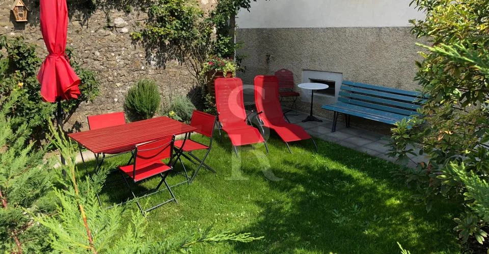 Chavannes 4 à Cortaillod, 6 pièces au rez-de-chaussée