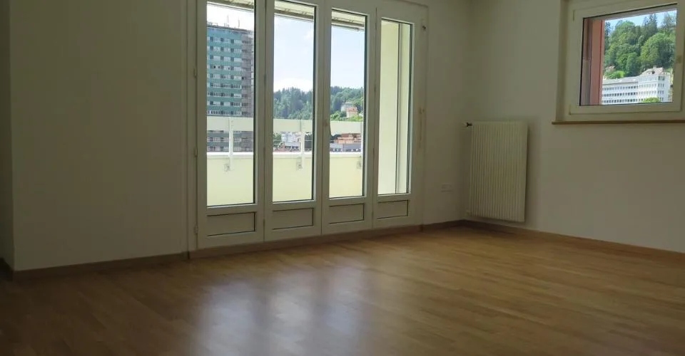 Magnifique 4 pièces avec balcon situé au centre-ville du Locale