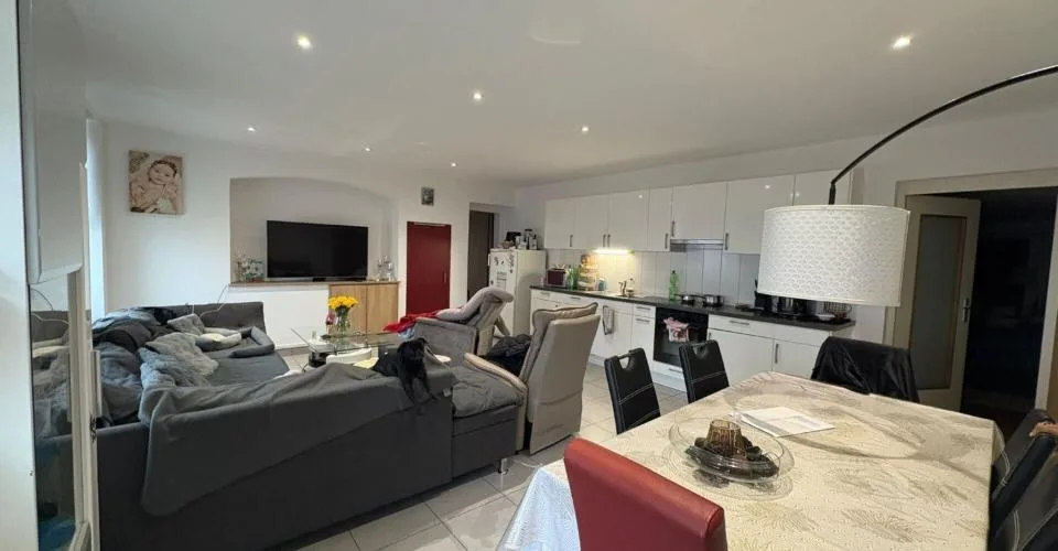 Appartement de 4.5 pièces au rez-de-chaussée