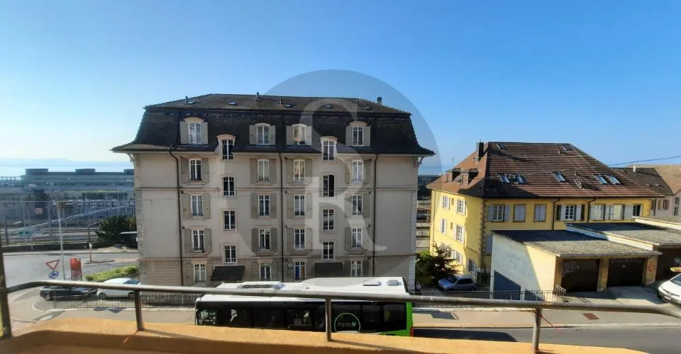 Rocher 4 à Neuchâtel - 3 pièces au 3ème avec vue sur le lac