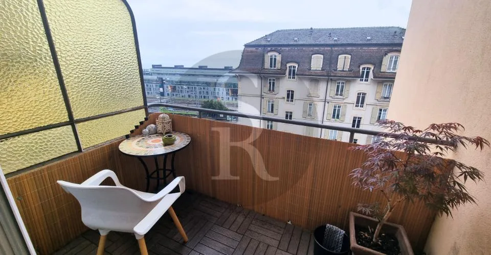 Rocher 4 à Neuchâtel - 3 pièces au 3ème avec vue sur le lac