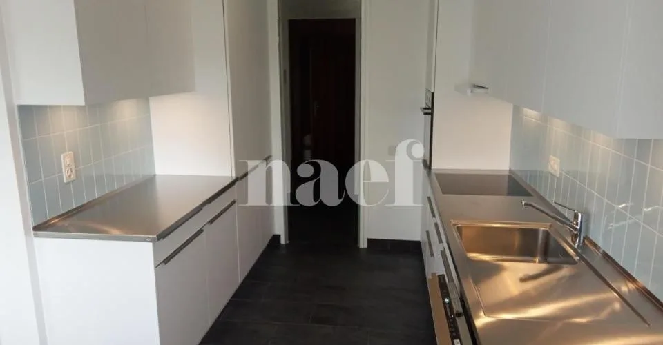 À louer - Appartement de 4 pièces au 4ème étage