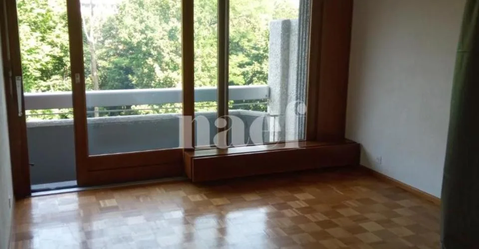 À louer - Appartement de 4 pièces au 4ème étage