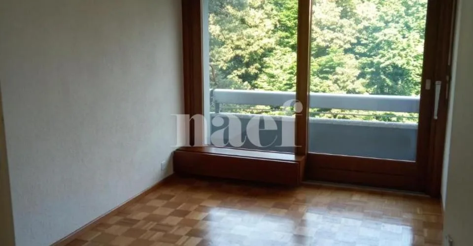 À louer - Appartement de 4 pièces au 4ème étage
