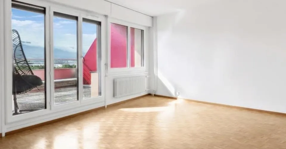 À louer – Superbe duplex de 6 pièces à Onex (1213)