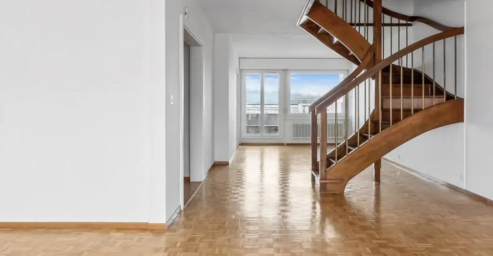 À louer – Superbe duplex de 6 pièces à Onex (1213)