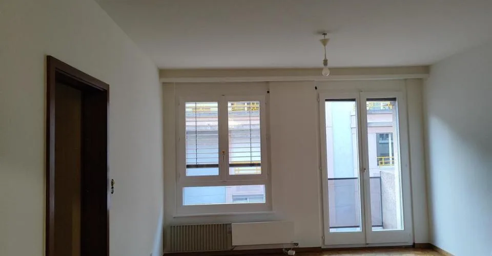 Joli appartement de 4 pièces au 3ème étage situé aux Eaux-Vives