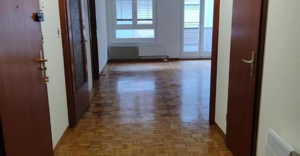 Joli appartement de 4 pièces au 3ème étage situé aux Eaux-Vives