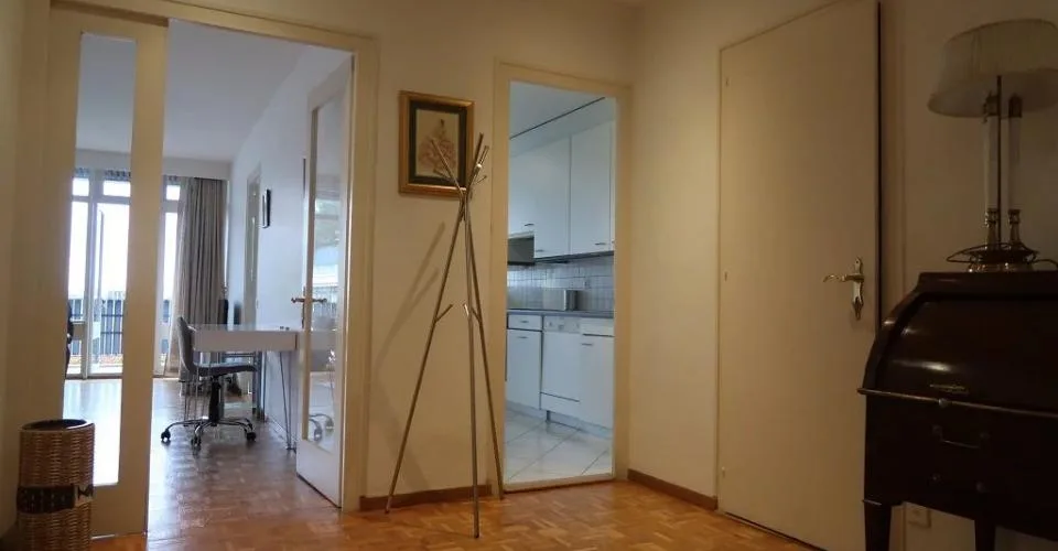Au coeur du quartier international, appartement de 4 pièces au 6ème ét
