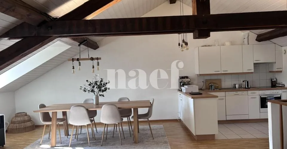 Appartement dans un ancien immeuble au coeur de Carouge