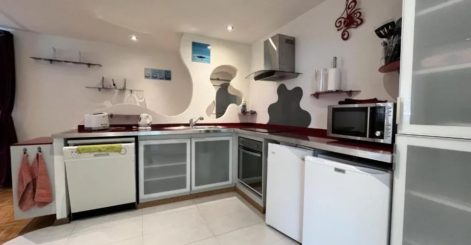 Pregny-Chambésy - 3 pièces meublé de 55 m² avec véranda et jardin - Calme absolu