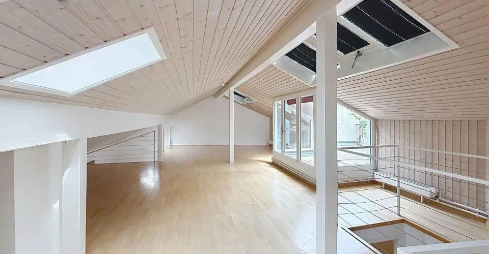 Appartement de 8 pièces en triplex avec terrasse à la Vieille-Ville