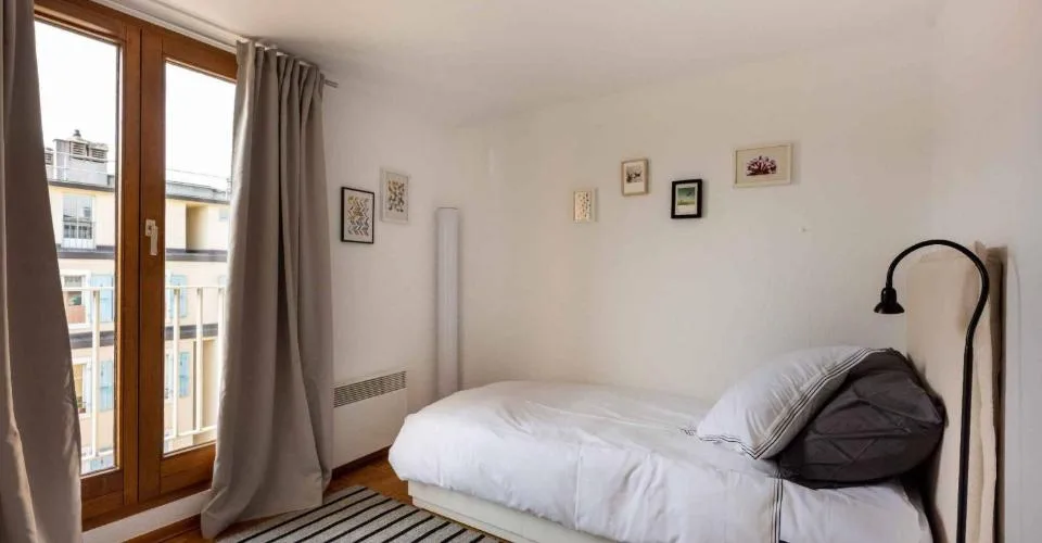 Appartement meublé de 4 pièces dans le quartier des Hôpitaux