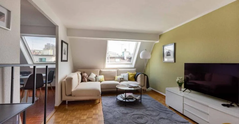 Appartement meublé de 4 pièces dans le quartier des Hôpitaux