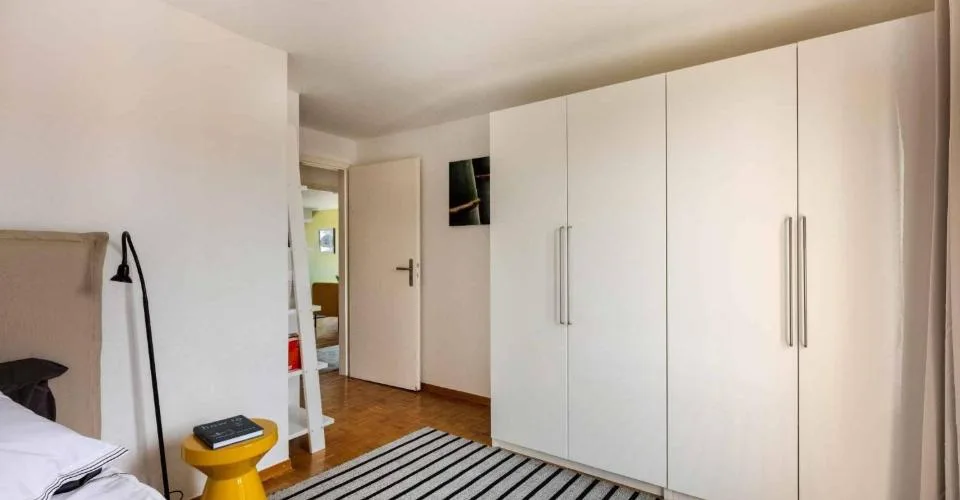 Appartement meublé de 4 pièces dans le quartier des Hôpitaux