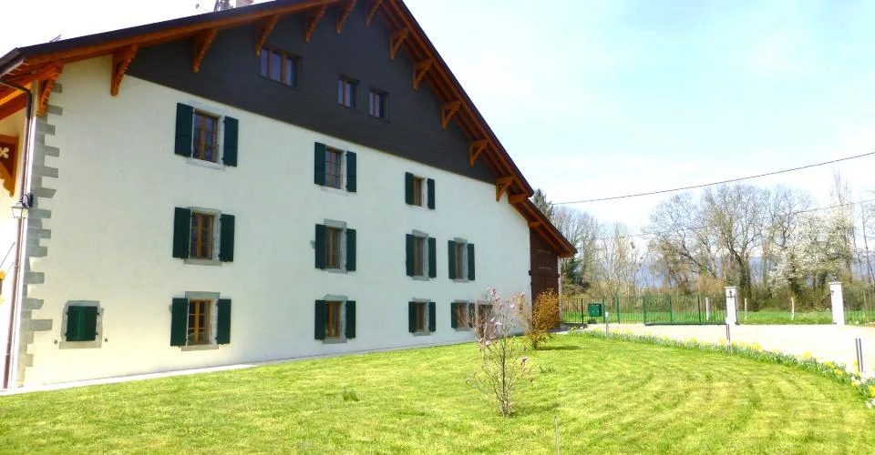 Charmant appartement de 6 pièces au dernier étage d'une ferme rénovée