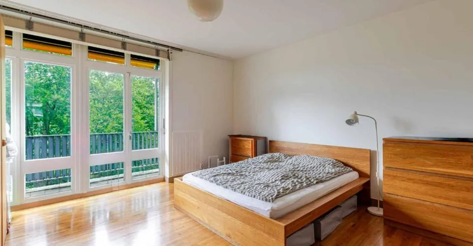 APPARTEMENT LUMINEUX DE 4 PIÈCES